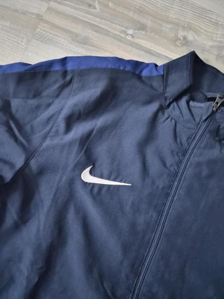 Ľahká nike bundička na leto - na tréningy, nike,146