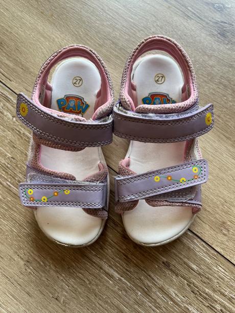 Sandále, 27