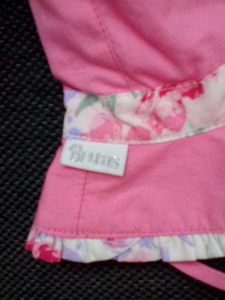 Klobúčik, disney,<50