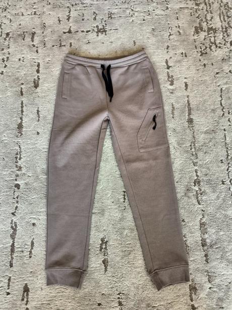 Tepláky 158, sinsay,158