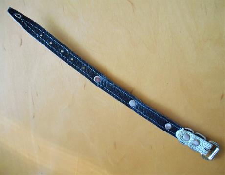 Kožený obojok pre psíka, 