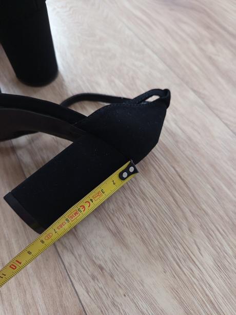 Krásne sandálky, 36