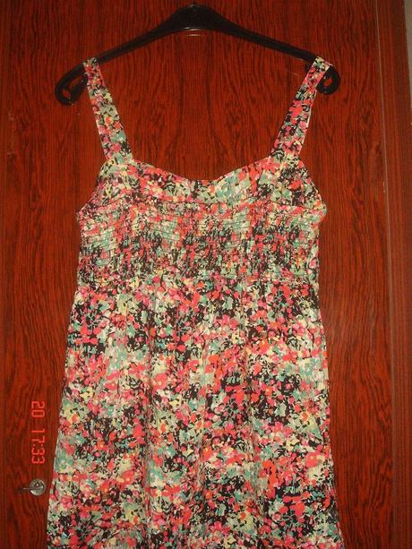 Kvetinovy top na ramienka, l