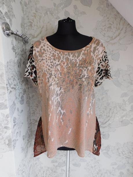 Pekne kvalitne damske trendy tričko, 40