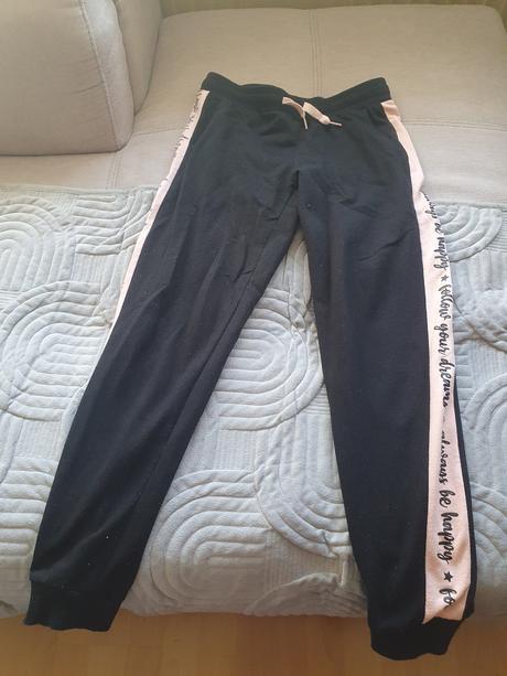 Predám tepláky veľ. 152/158, 152