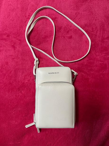Smotanová crossbody na mobil, 