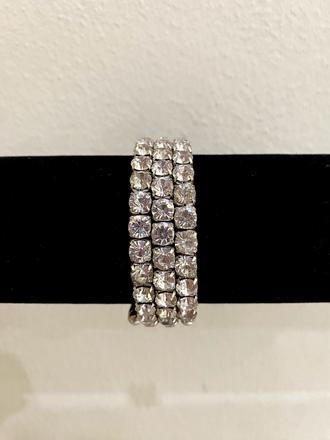 Dámsky náramok s kamienkami, 