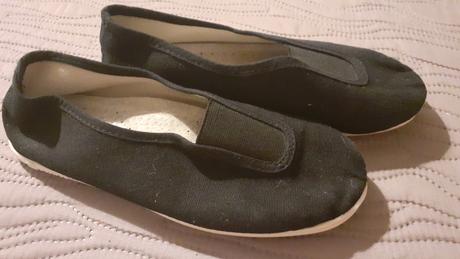 Cvičky čierne, v.31, 31