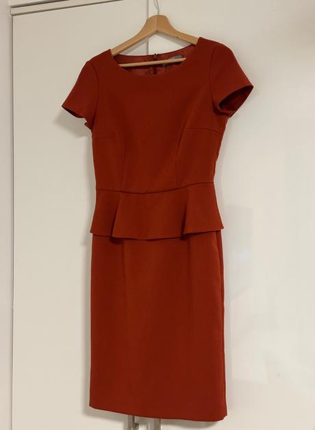 Damske puzdrove šaty review xs, review,xs