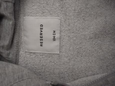 Mikinka, reserved,104