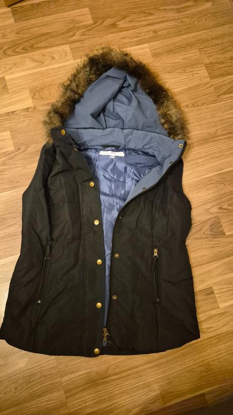 Vesta s odnimatelnou kapucnou c.38, bonprix,38