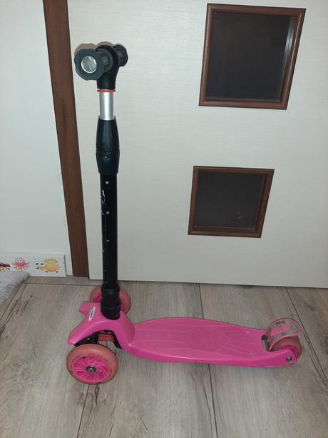 Kolobezka rider svetielkukúca,