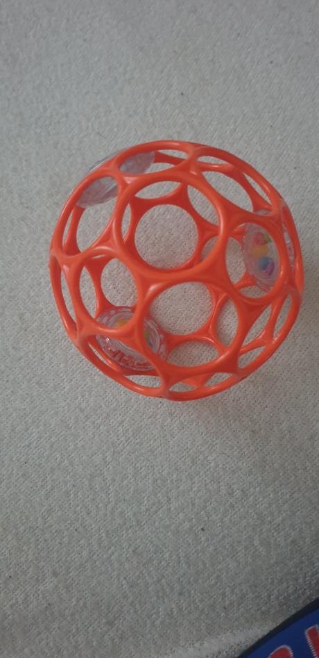 Oball - hračka rattle 10 cm, 