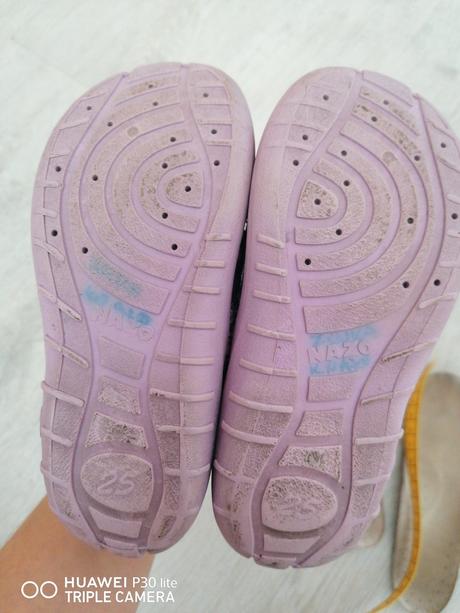 Papučky nazo, nazo,25