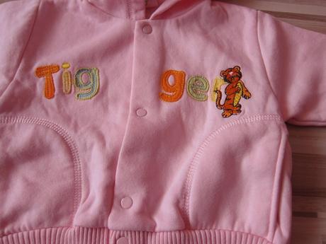 Krasna teplakova suprava, 80