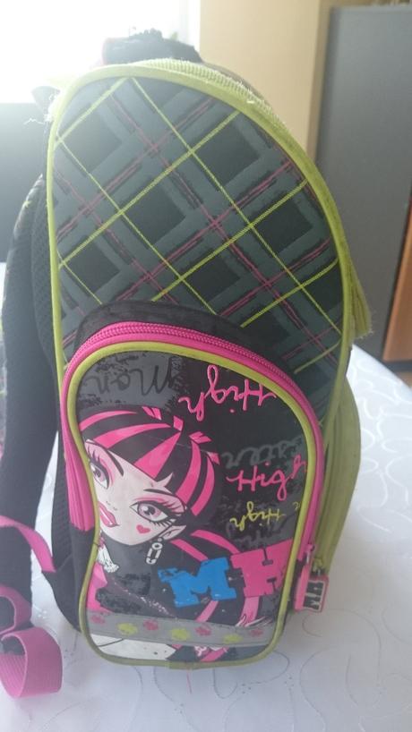 Školská taška a peracnik, 