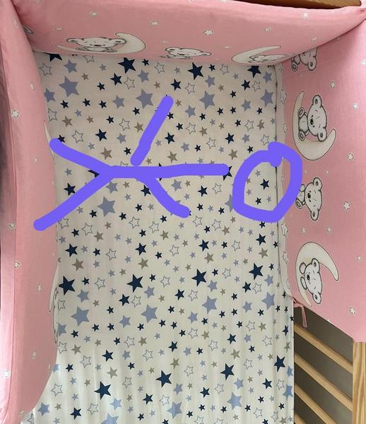 Kopanie a nervozita bábätka v postieľke: Možno si ublížilo?