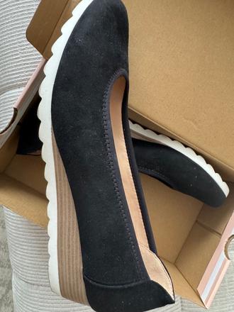 Lodicky na platforme, graceland,42