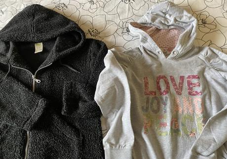 Darujem - barančeková mikina s kapucou v. 146/152, 146