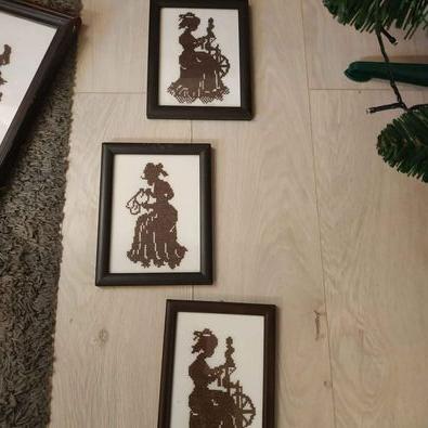 Obrazy  vyšívané, 