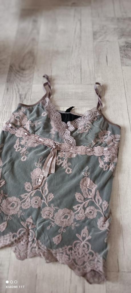 Dámske pyžamové tielko,veľ. s, s