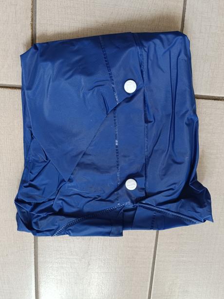 Modrý pršiplášť, 92