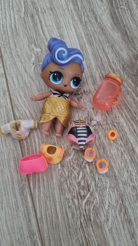 Bábiky lol, 