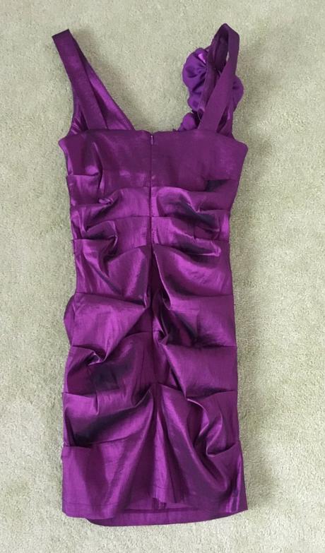 Spoločenské krátke šaty v. 36, 36