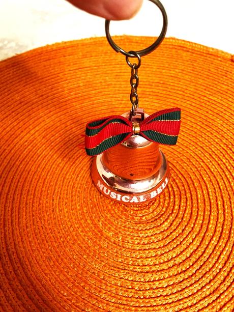 Hrajúci  vianočný zvonček, 