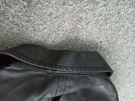 Koženková bunda, s