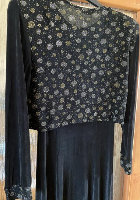 Dlhé spoločenské šaty s bolerkom v. s-m, s