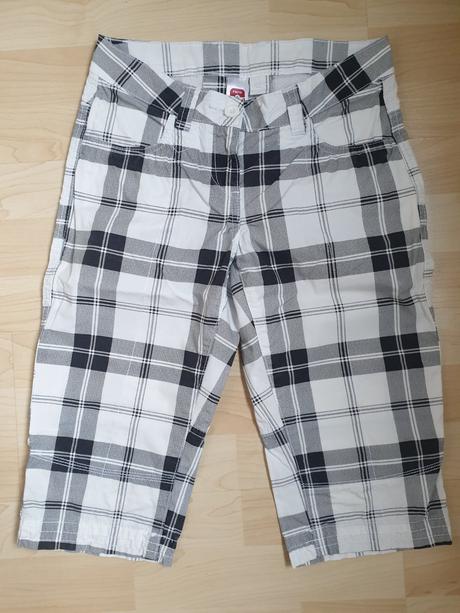 Krátke nohavice, c&a,146