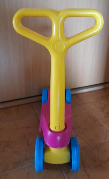 Predám detskú kolobežku, 