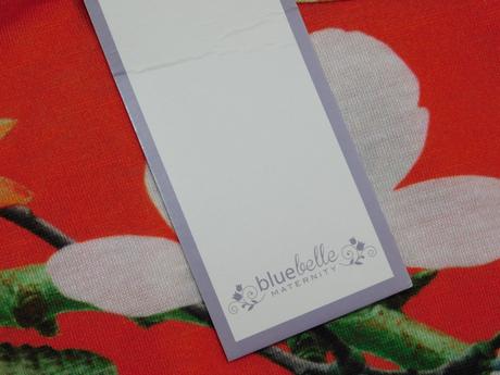 Velmi pekne šaty, 34