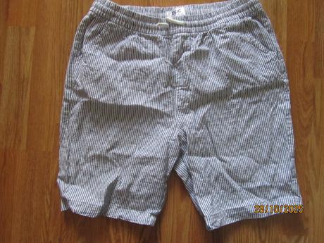 Pásikované kraťasy, bonprix,176