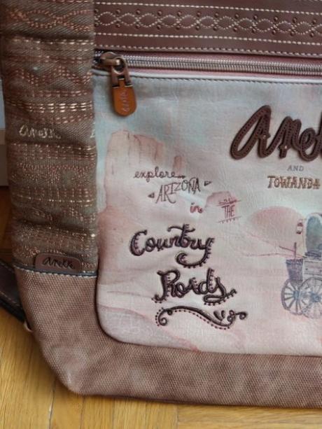Anekke vacsia priestranna kabelka/crossbody, anekke