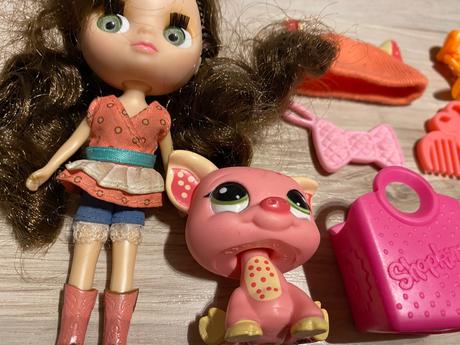 Krásna sada littlest pet shop bábika s lps a dopln,