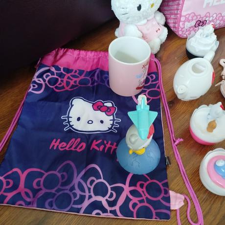 Balík hračiek hello kitty,