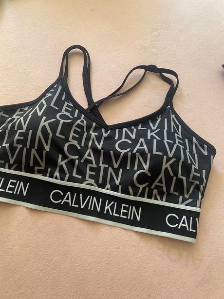 Calvin klein športová podprsenka s/m, calvin klein,m