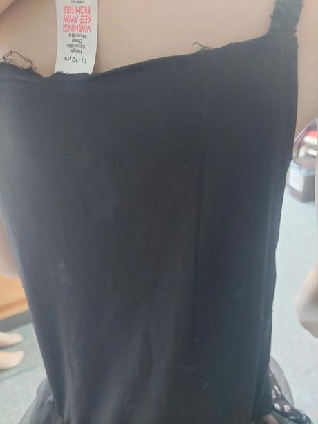 Kostra karnevalové šaty veľ.152,