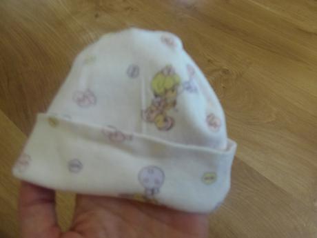 Čiapočka zn. precious moments, 56