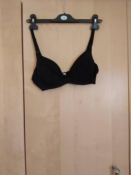 Čierna podprsenka 80c, 80c