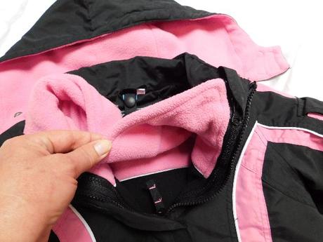 Kvalitna bunda 2v1 s odonimatelnou mikinou, 122