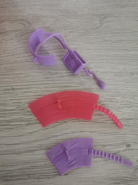 Barbie sanitka,