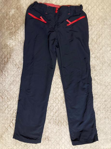 Športové nohavice, 152