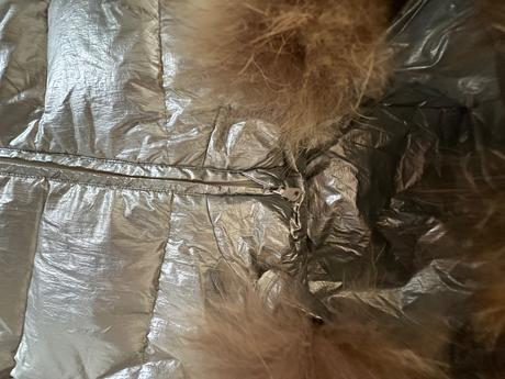 Zimna kombinéza, 74