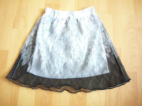 Dievcenska sukna, 110