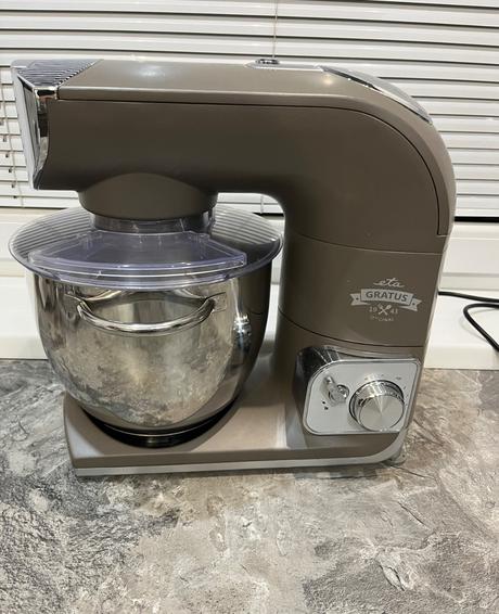 Eta gratus 0028 90030 kuchynský robot, eta