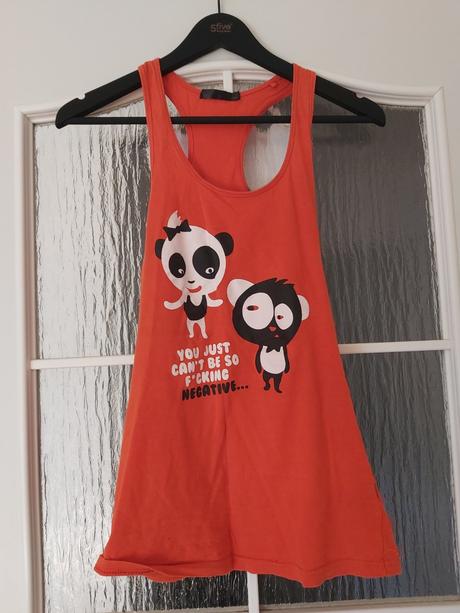 Tielko s pandami., s