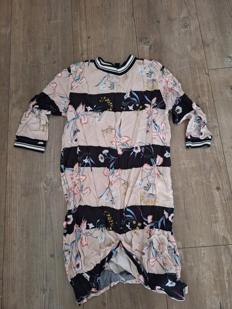 Kvetinové saty, amisu,38